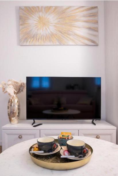 Lora Rose Suite ,Free Parking, Self Check In,2 Côme Extérieur photo